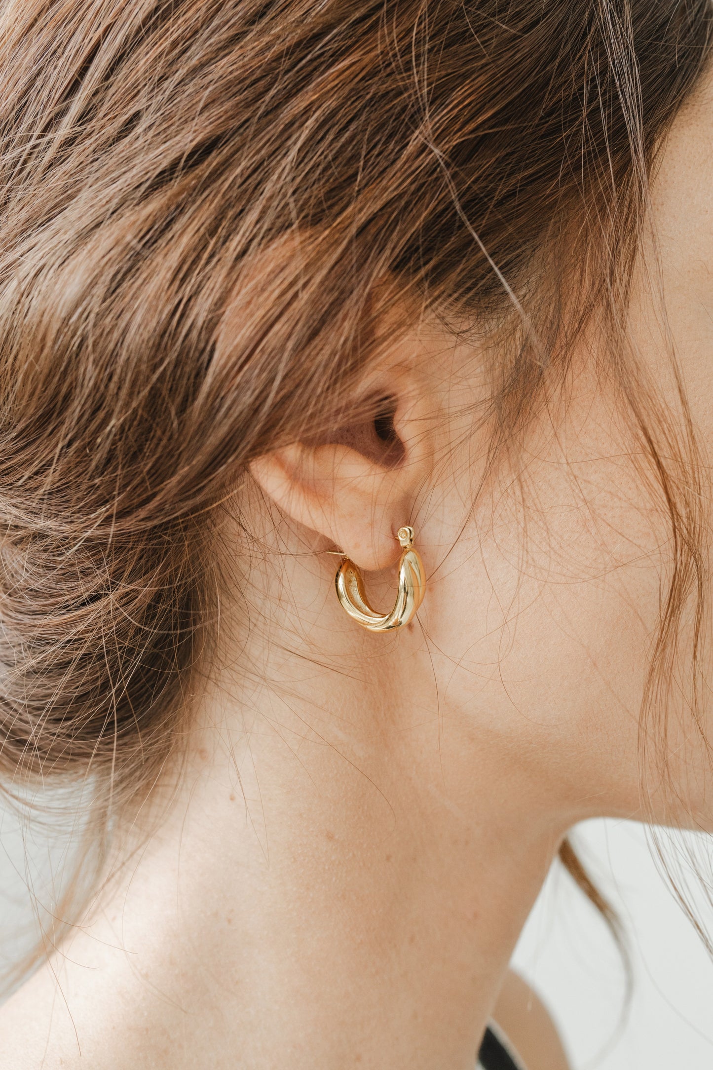 Mila Hoops